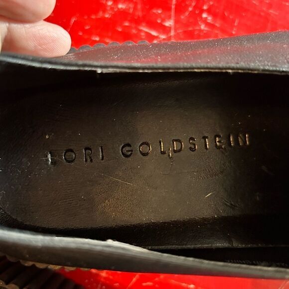 Lori Goldstein | Animal Print Black Leather Platform Sneakers - Picture 6 of 9